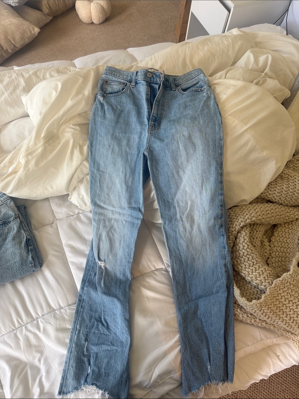 Abercrombie Ultra High Rise Kick Flare